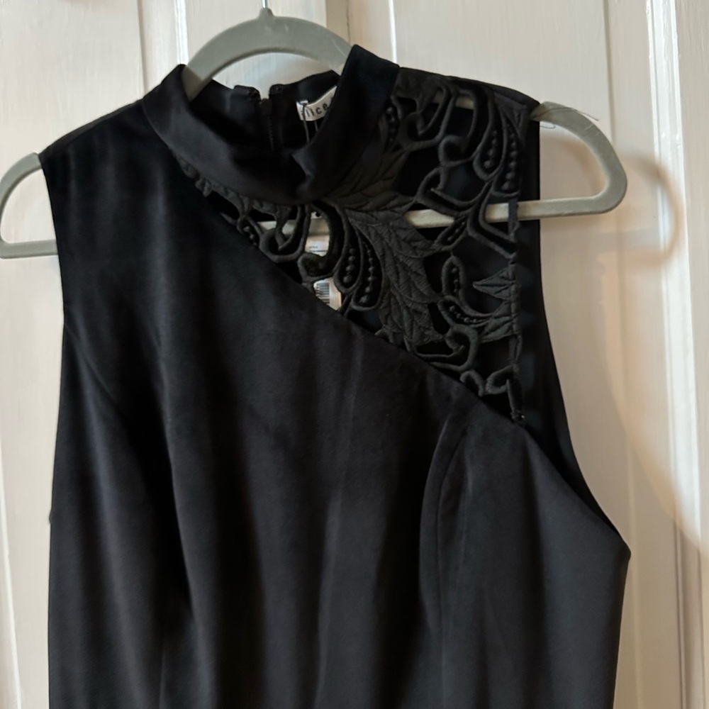 Alice + Olivia Black Midi Dress with Cutout Lace Hem - Picture 4 of 8